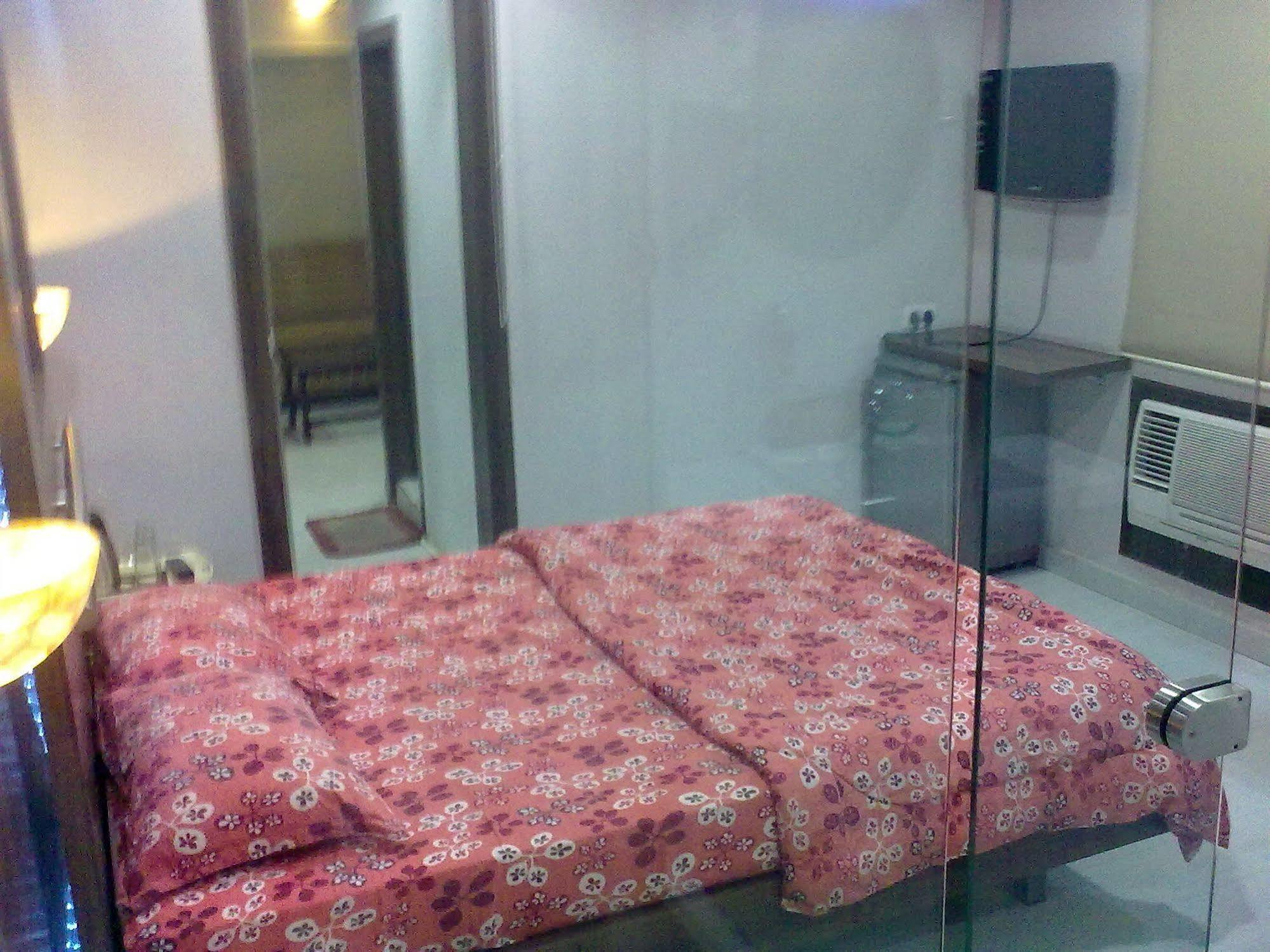 Hotel Tara International ไฮเดอราบัด ภายนอก รูปภาพ